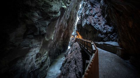 taminaschlucht-kachel