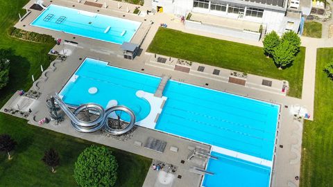 content_1600x900_freibad-frick