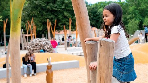 Place de jeu du Bois de la Bâtie à Genève (GE)
