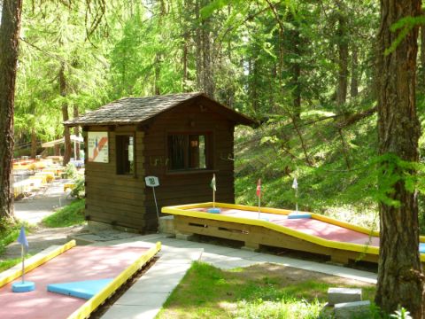 Waldminigolf Sils Waldminigolf Sils