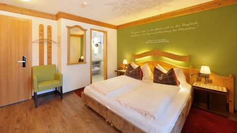 Vue d’une chambre d’hôtel Vue d’une chambre d’hôtel