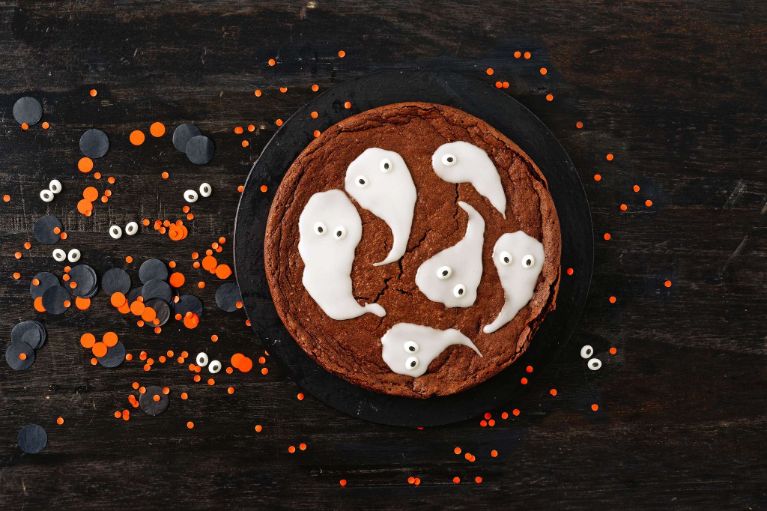 Geister-Schokoladenkuchen