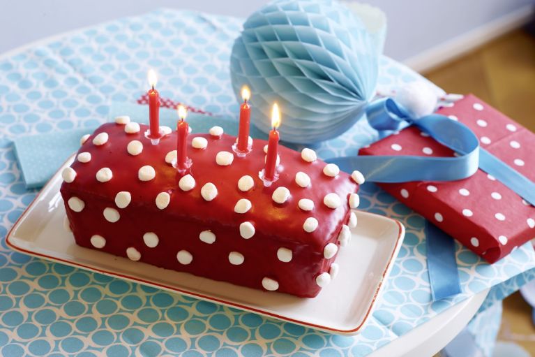 Cake a pois