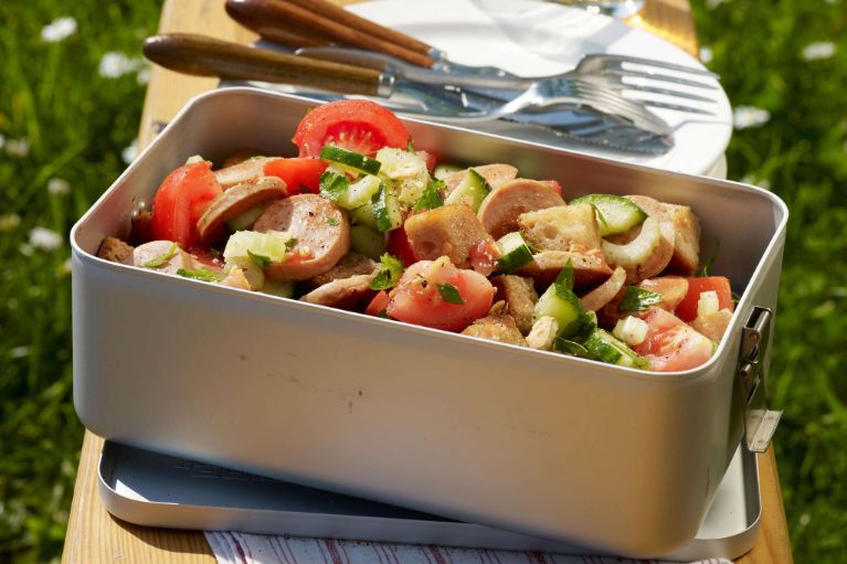 Insalata di cervelas e pane