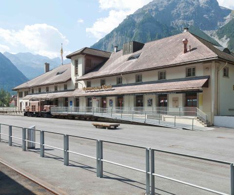 Aussenansicht-Bahnmuseum-Albula-im-Dienstleistungszentrum-Berg�n
