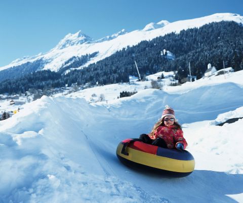 Viel Spass für die Kinder im Snowpark
