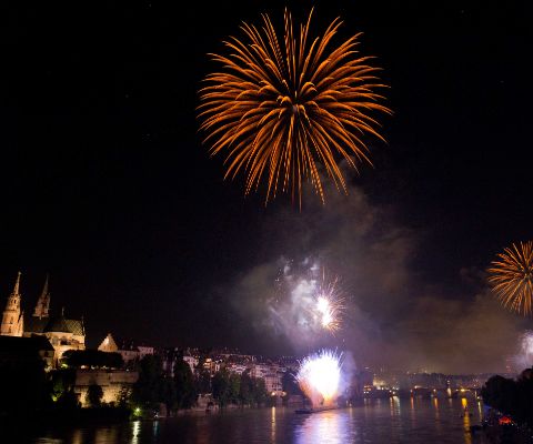 Fête nationale à Bâle: fantastique feu d’artifice sur le Rhin