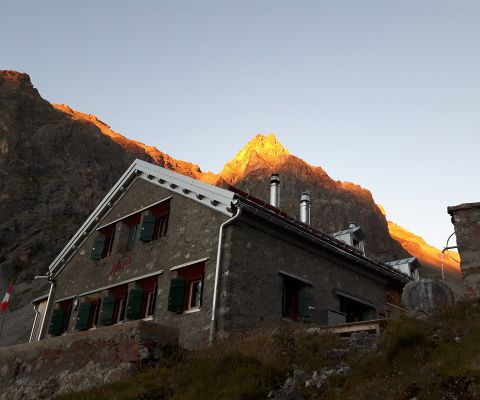 La cabane alpine d’altitude Chamonna Lischana (CAS)