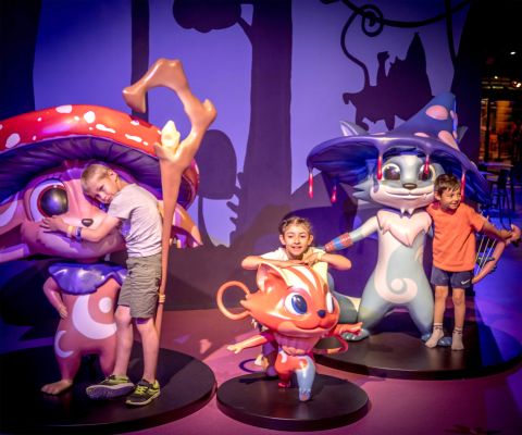 Kinder haben Spass im FunPlanet Kids Rennaz
