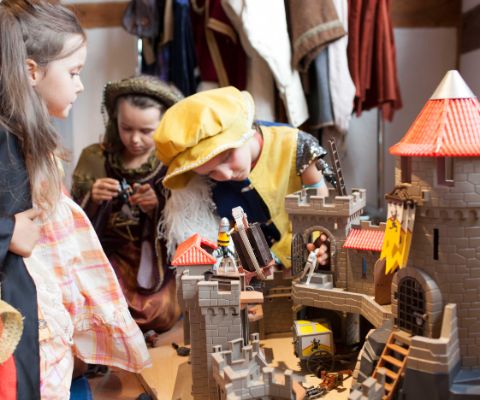 Kinder erleben Geschichte im Museum Burg in Zug
