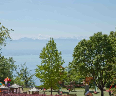 Vista dell’area di gioco sul lago Lemano