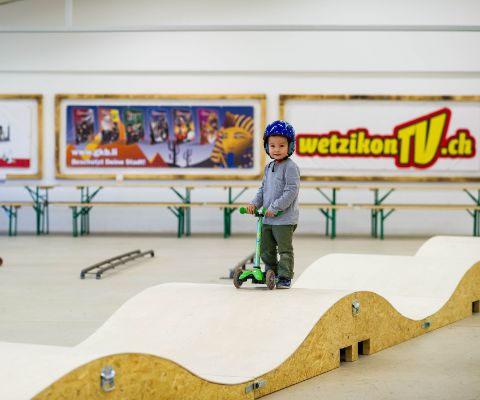 Bambino allo skatepark di Wetzikon