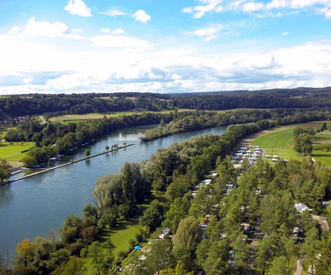 Ansicht von oben auf TCS Camping Flaach am Rhein