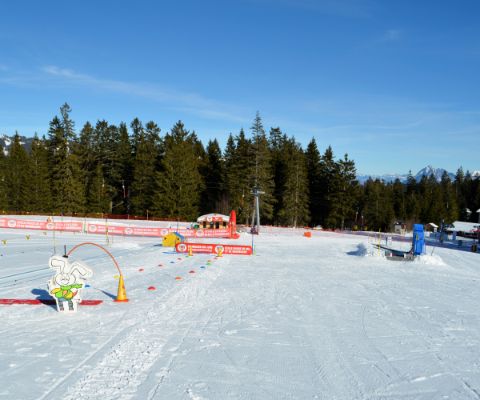 Ski-Kinderland mit Zauberteppich auf der Mörlialp bei Giswil
