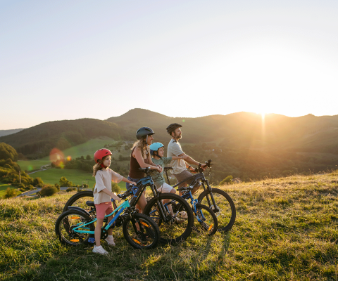 famigros-velo-touren-kinder-header-2