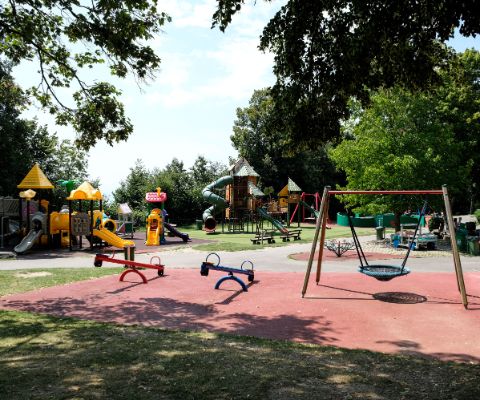 Spielplatz im Migros-Freizeitpark Parc Pré Vert 