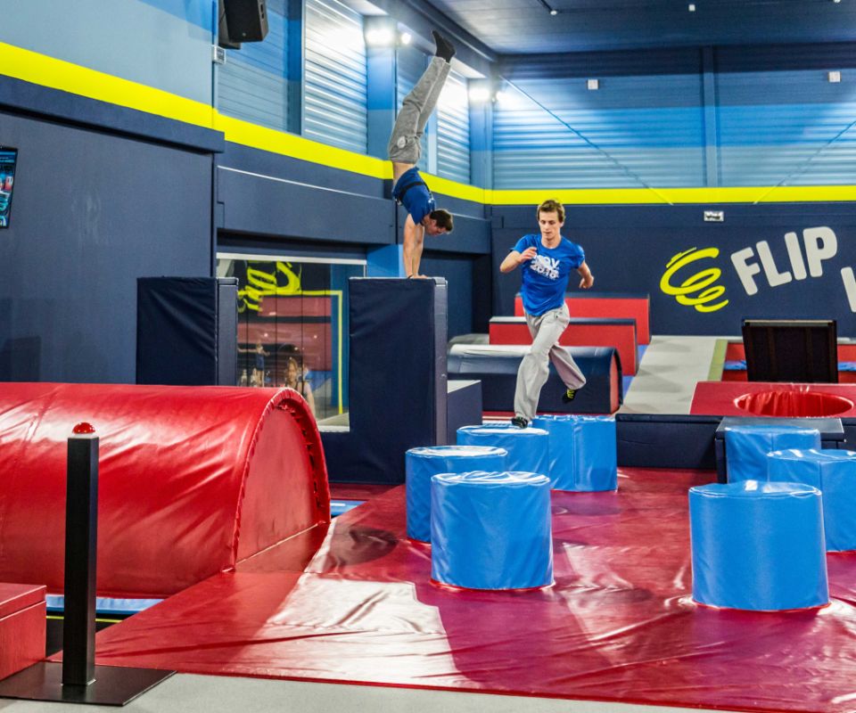 Im Flip Lab Rümlang springen Familien vor Freude auf | Famigros