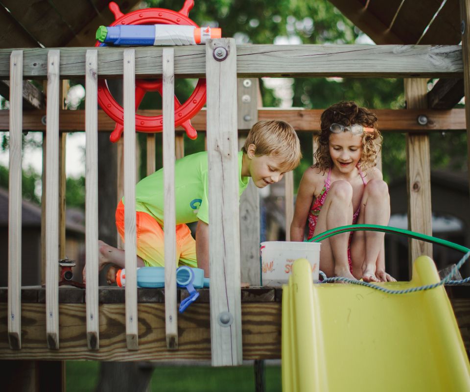 Kinderspielgeräte für den Garten Famigros