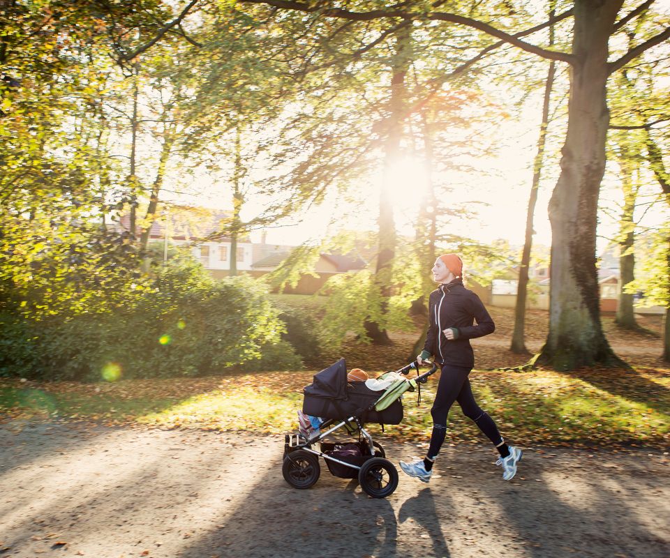 So integrierst du Sport in den BabyAlltag Famigros