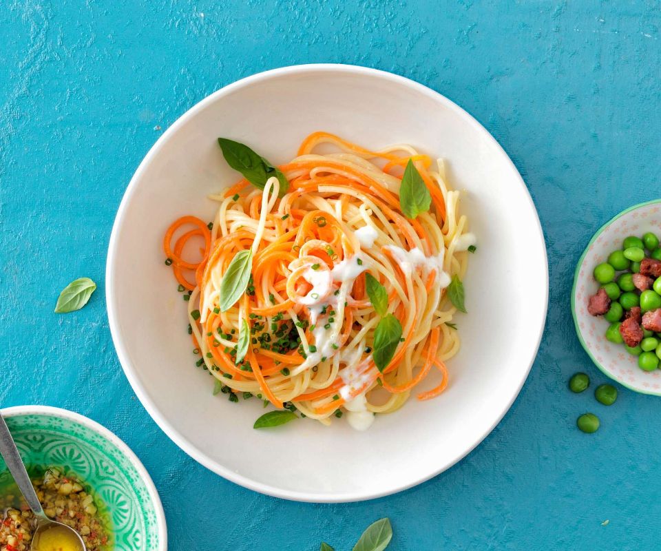 Rüebli-Spaghetti mit Frischkäsesauce | Famigros