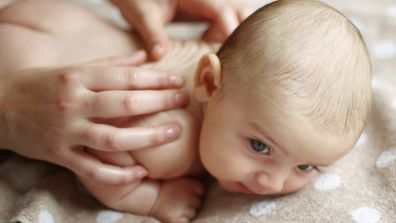 Babykleider Anziehen Ohne Stress Famigros