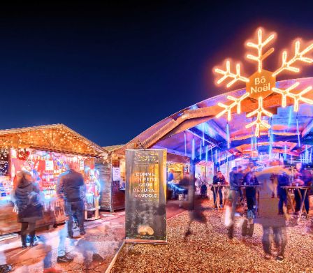 Der Bô Noël Weihnachtsmarkt mit magischen Lichtern