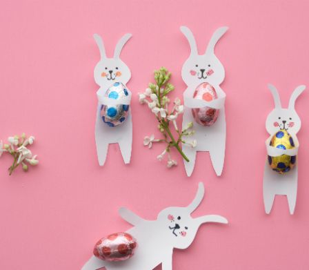 Hasen umarmen Schoggieili