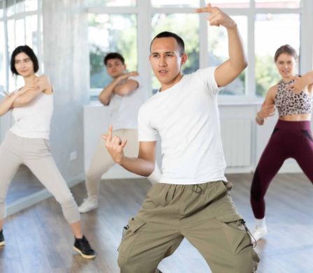 hip-hop-tanzkurs-geschenkidee-fuer-teenager