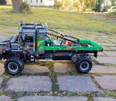 Lego Technic Mercedes Offroad Truck