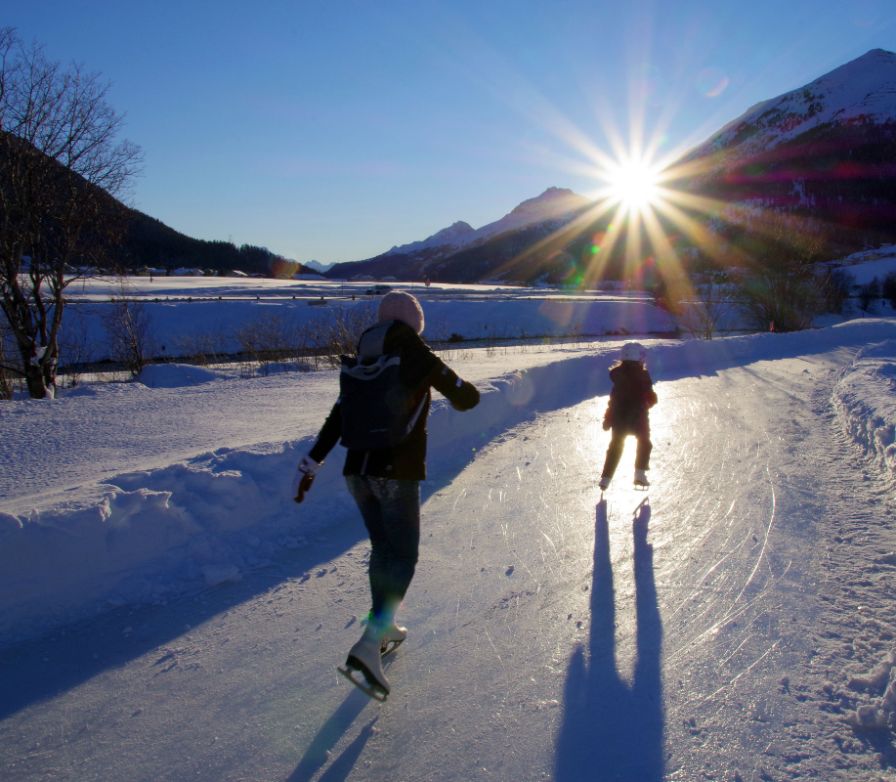 Natureisbahnen und besondere Eisbahnen der Schweiz Famigros