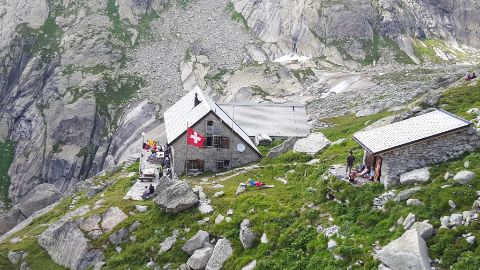 La Gelmerhütte con fantastico panorama alpino