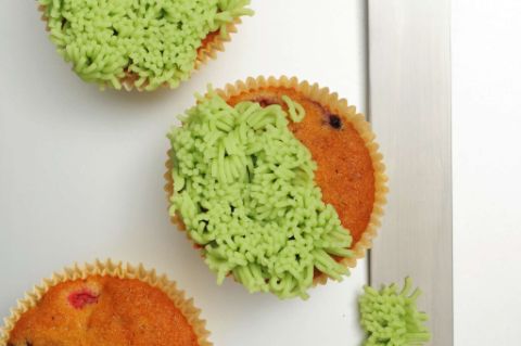 I muffin diventano verdi Dino-Muffins Step 04
