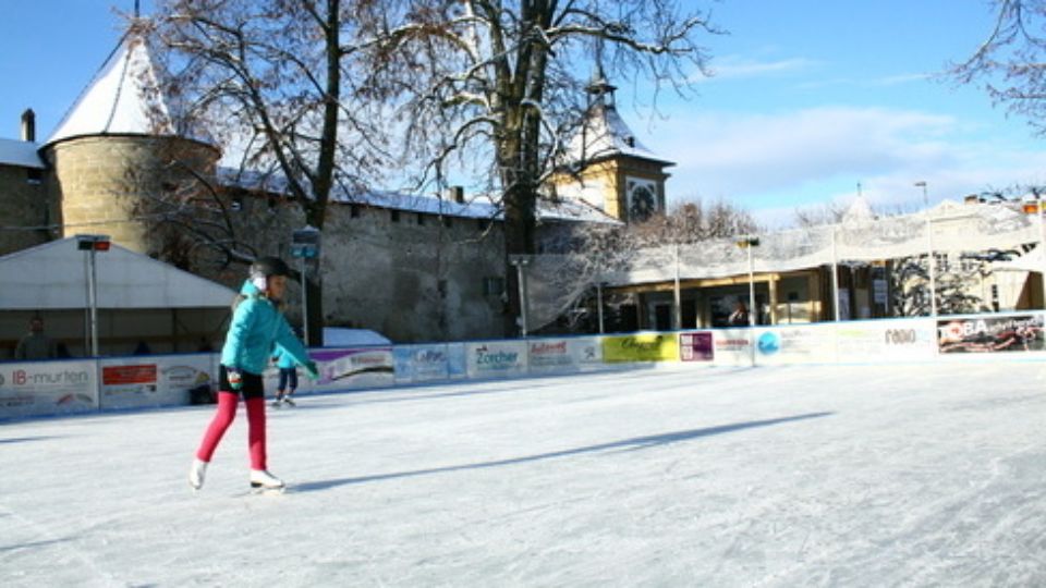 Natureisbahnen und besondere Eisbahnen der Schweiz Famigros