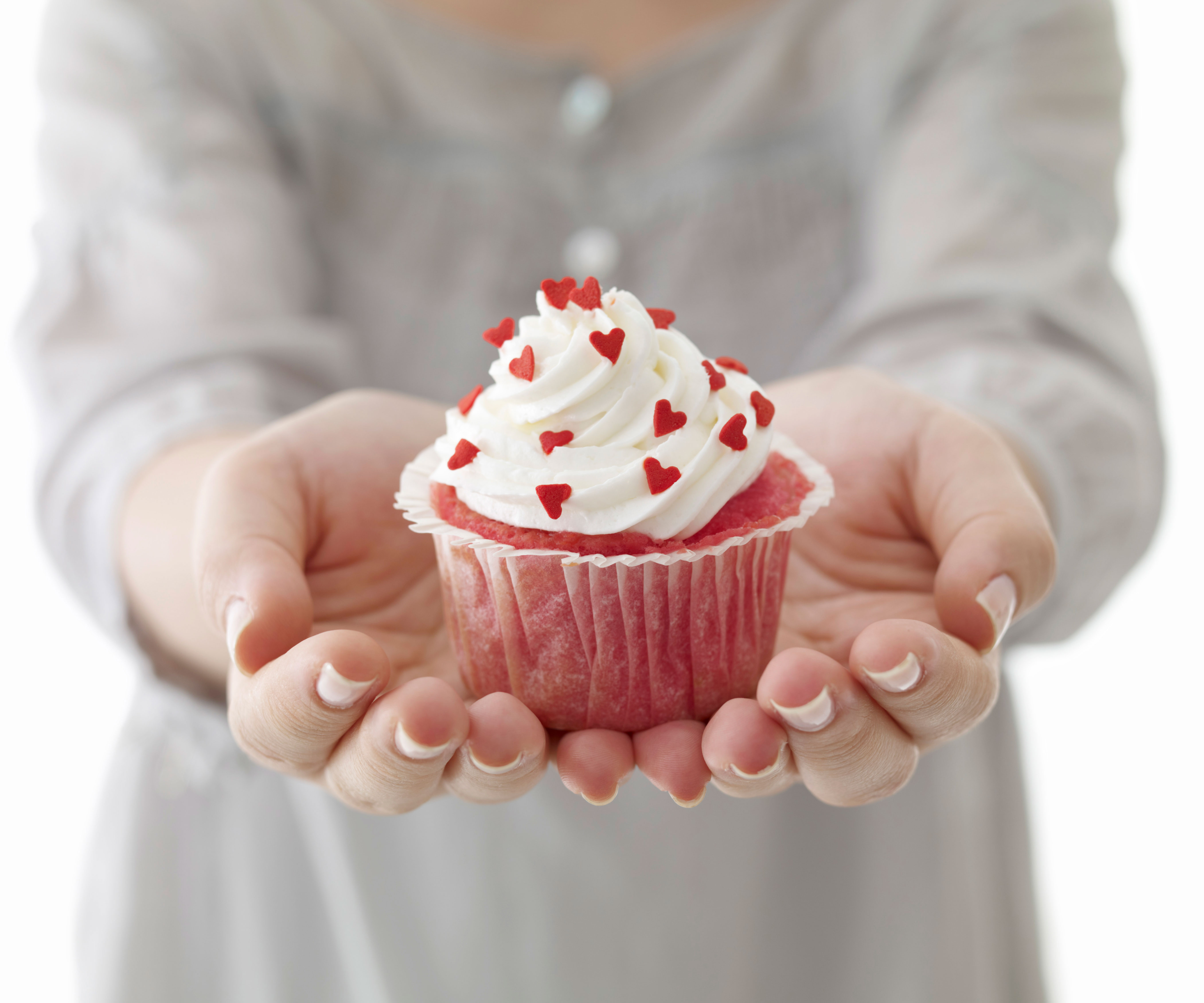 Cake on the hand