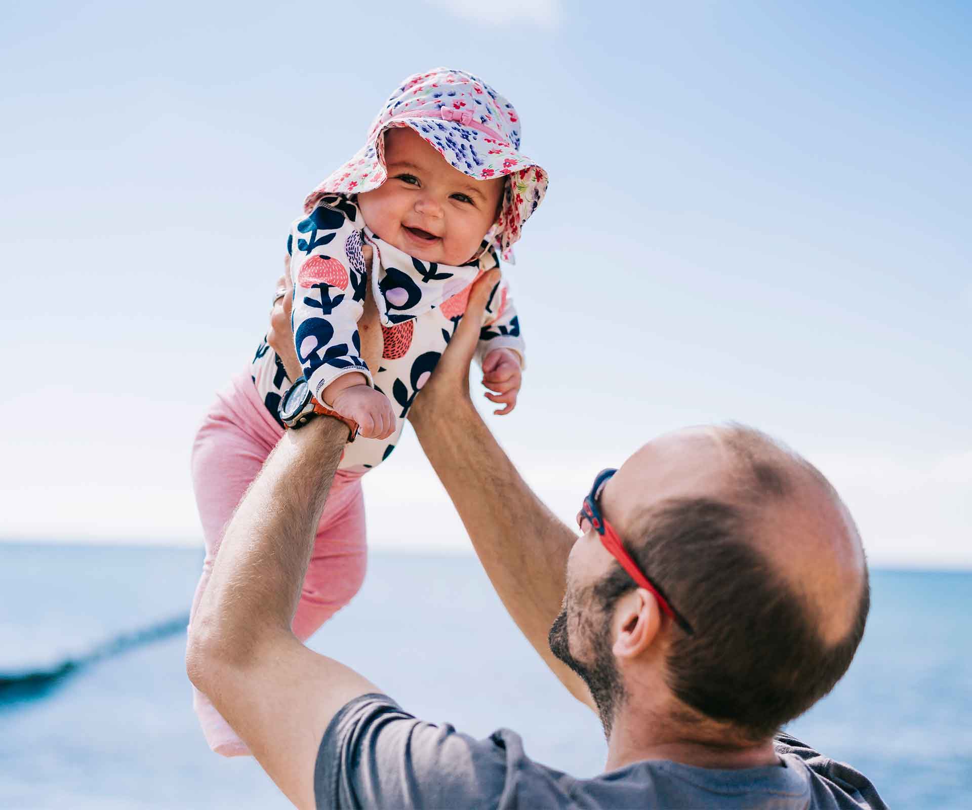 Der richtige Sonnenschutz für Babys und Kleinkinder - Hallo Eltern