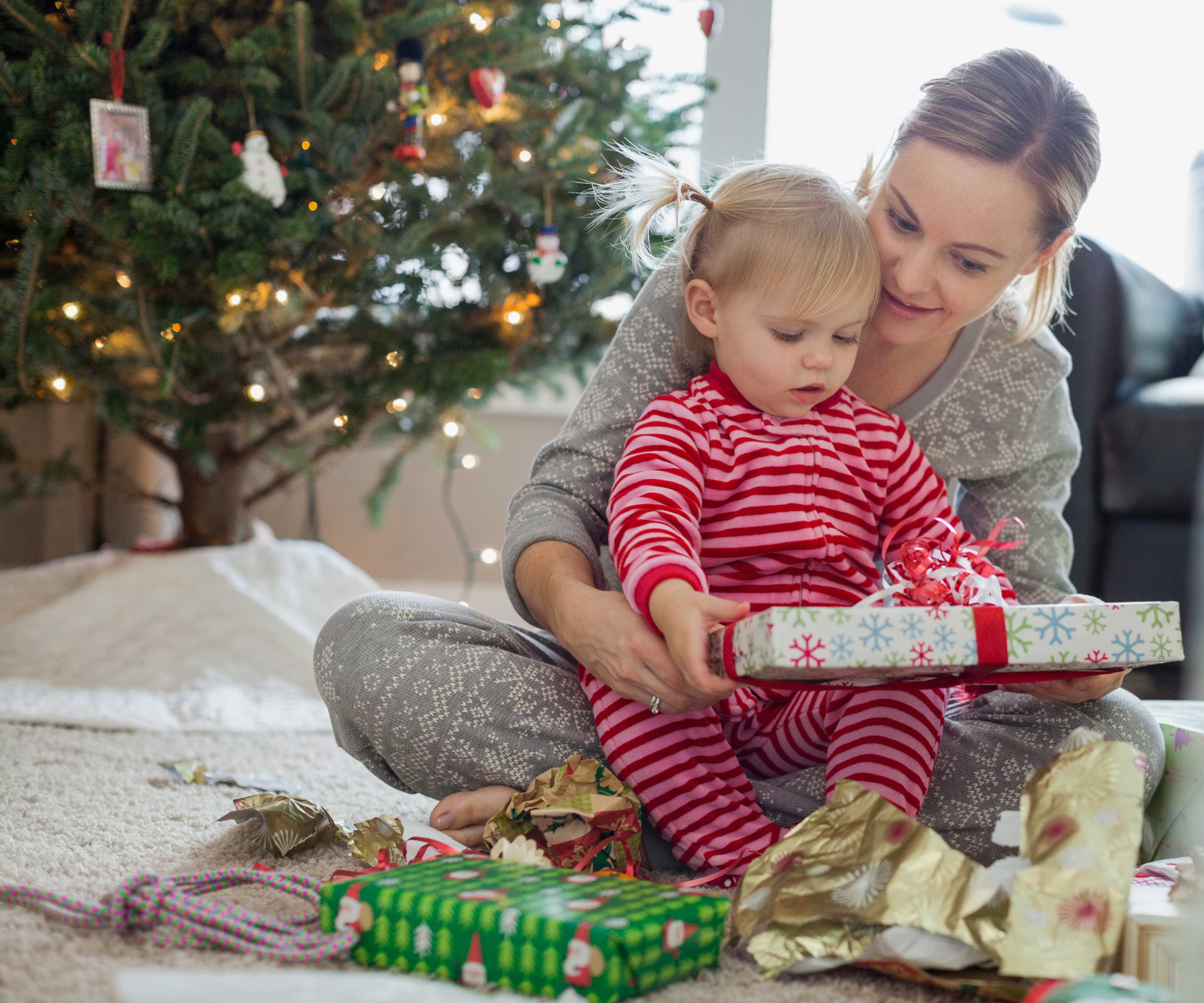 Regali di Natale per bambini: cosa regalare da 0 mesi a 8 anni - fem