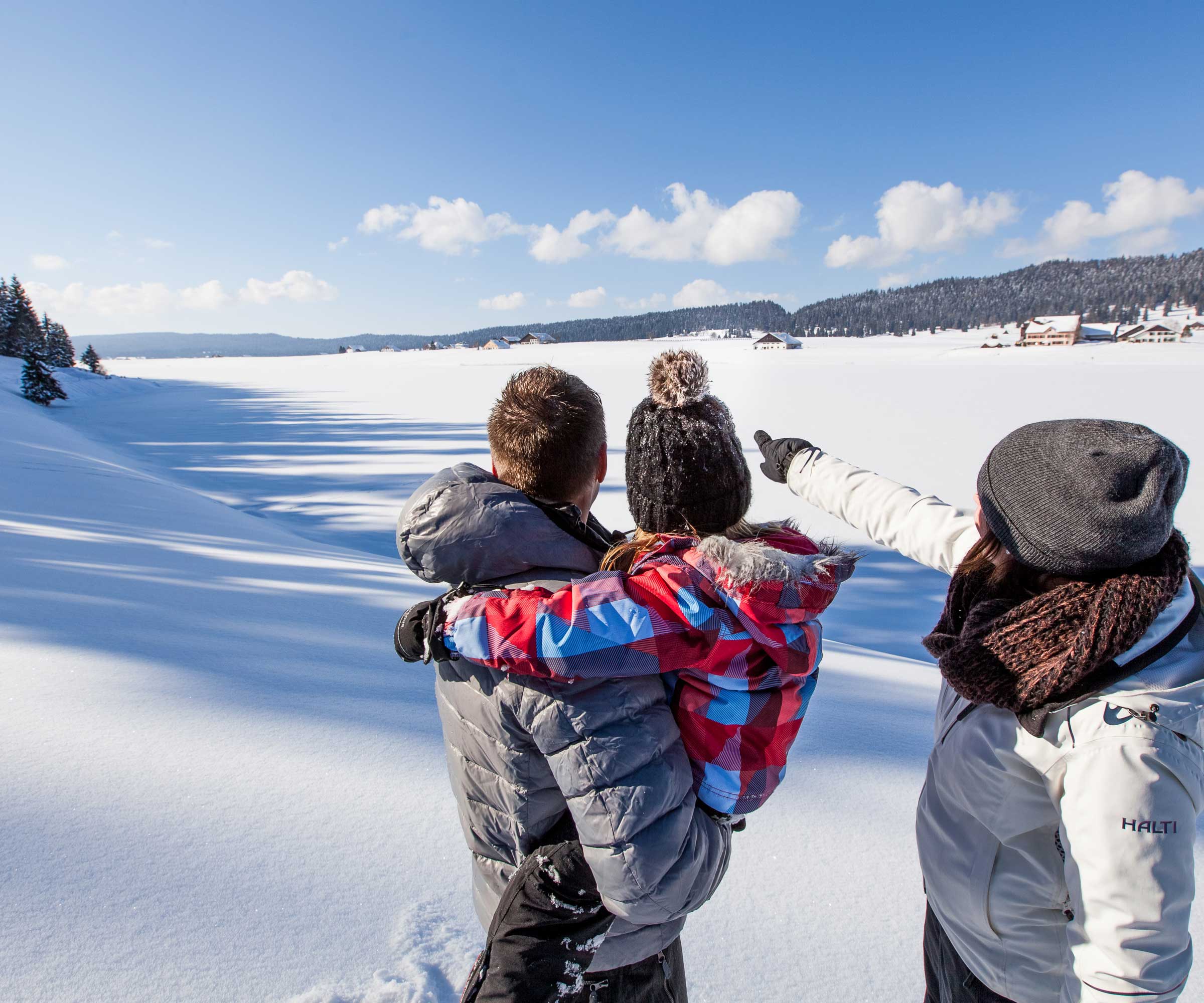 Winterfreuden Auf Dem Zugefrorenen Lac Des Tailleres Famigros